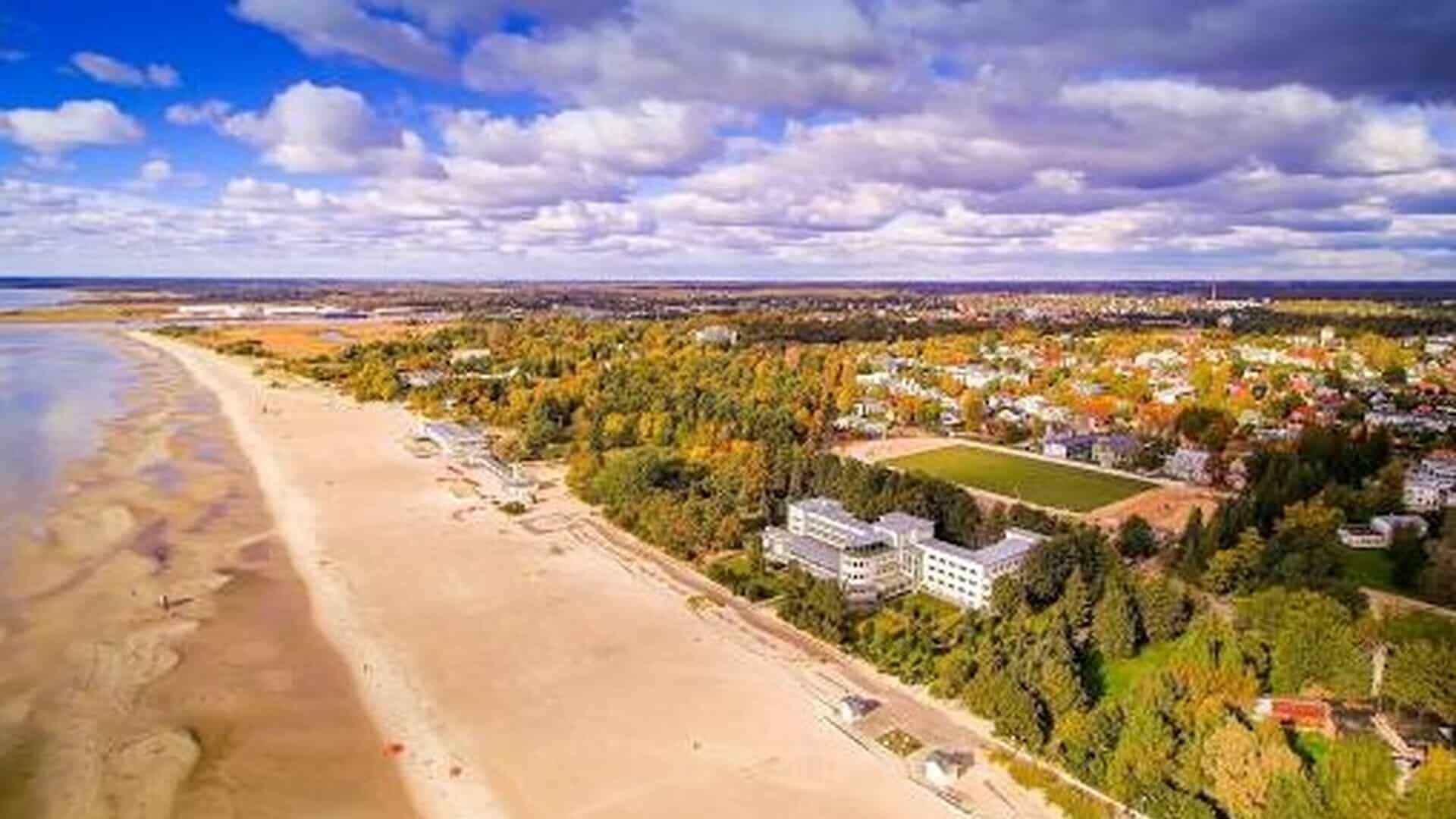 Parnu_Estonia Spiaggia di Parnu, Estonia.